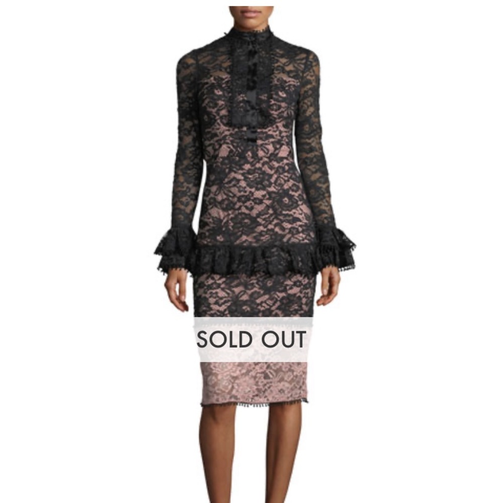 NWOT Alexis Beverly Lace dress fits size 4-6